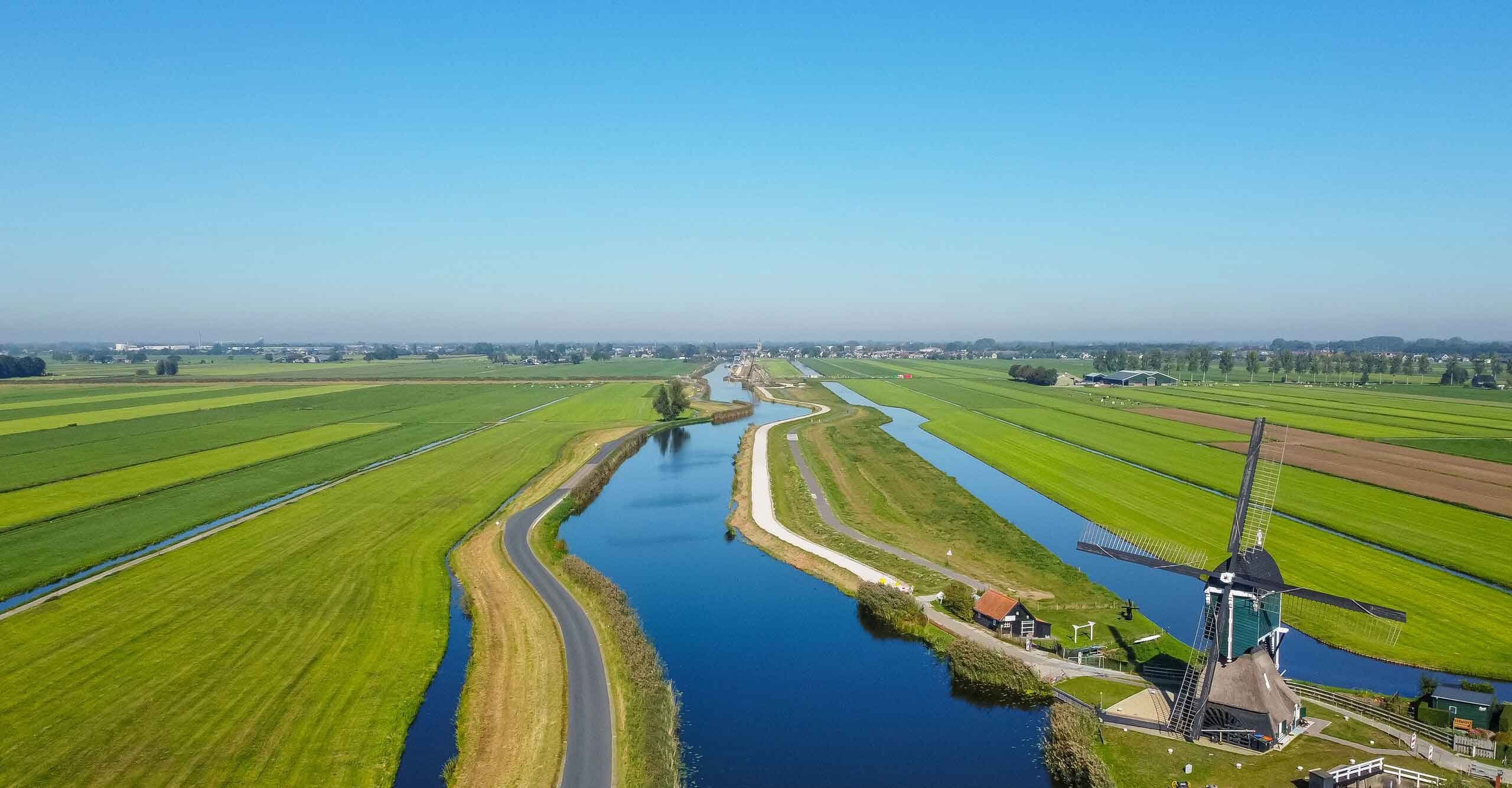 Spazieren in der Polderlandschaft