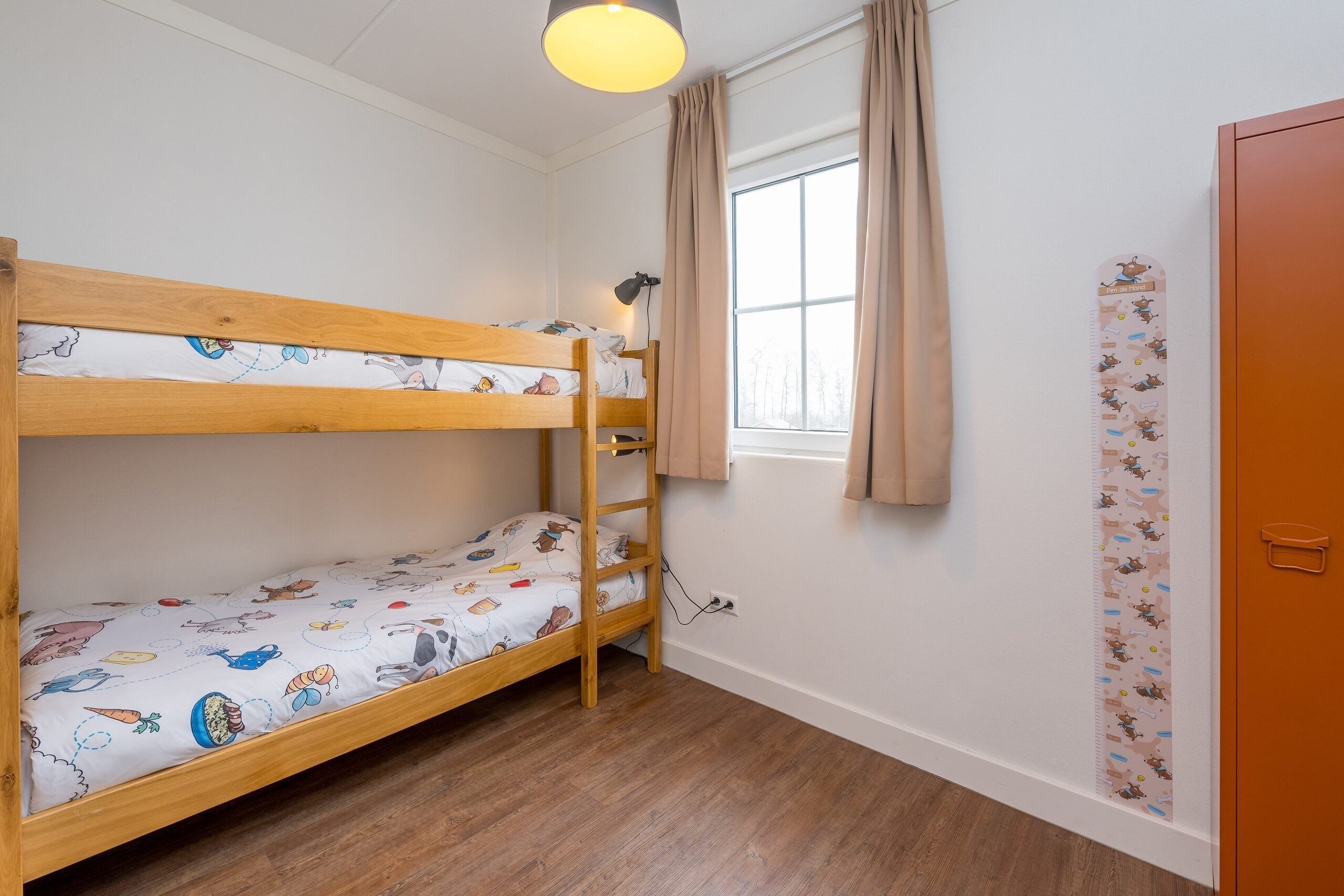 Fien en Teun slaapkamer Familie Resort Molenwaard