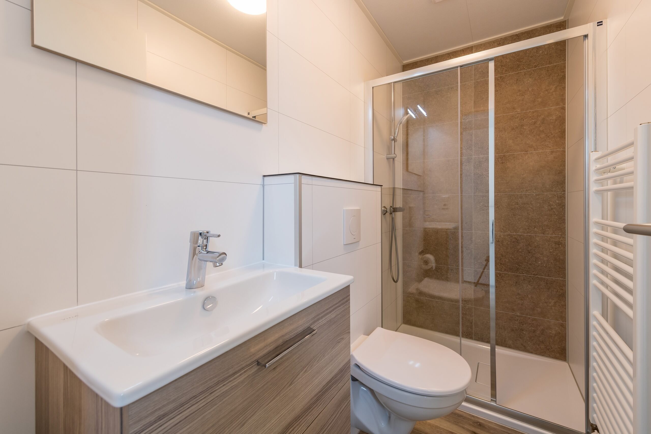 Accommodatie stip de pony badkamer familie resort molenwaard