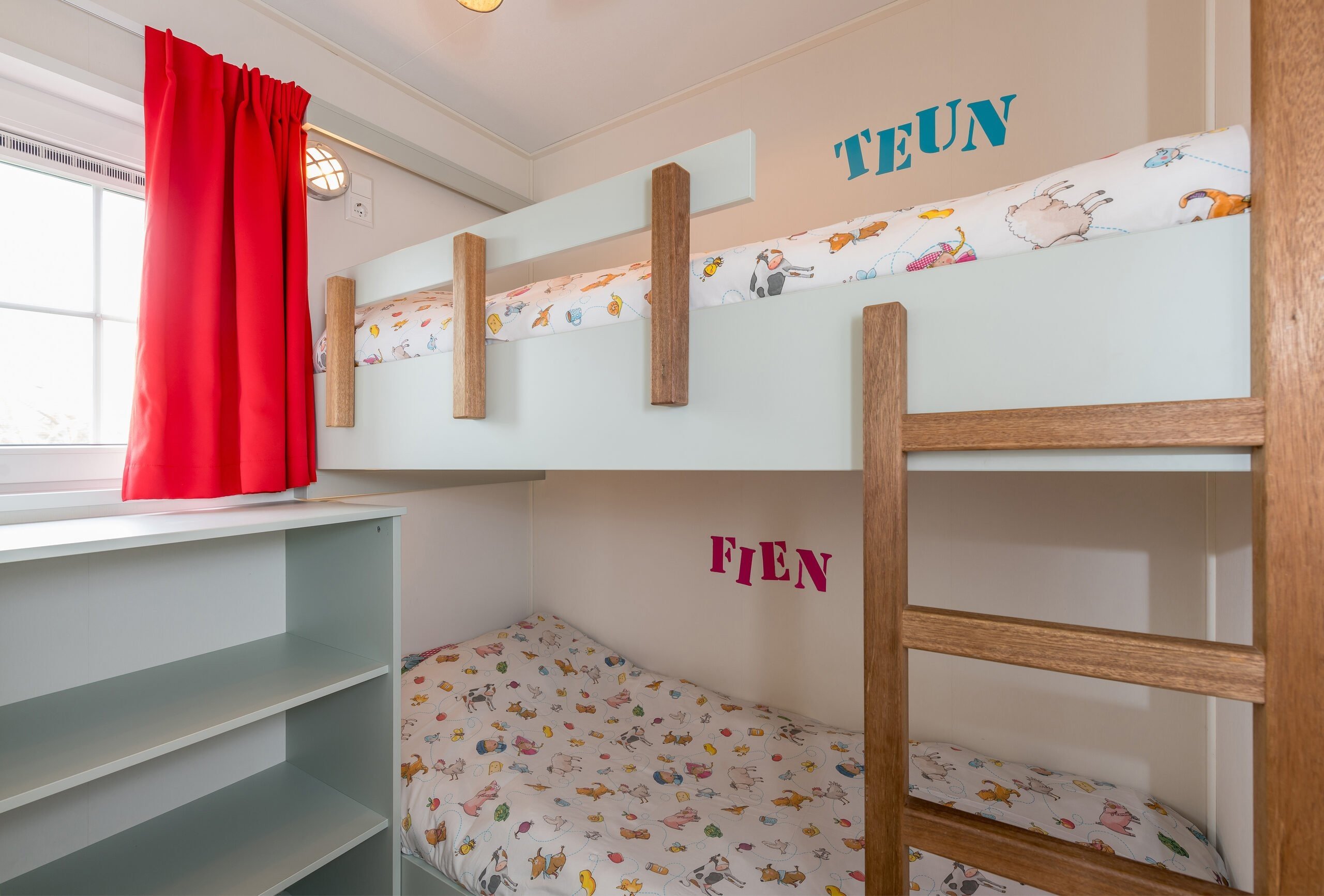 Stapelbed fien en teun vakantiepark molenwaard